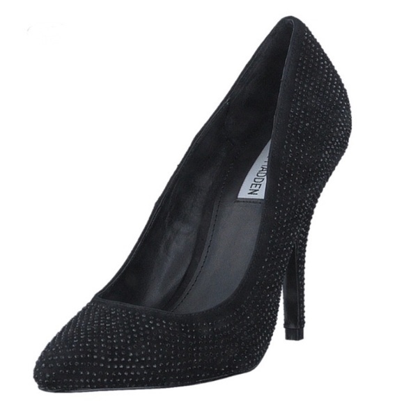 Steve Madden Shoes - STEVE MADDEN ‘superhot’  studded pointed toe pump